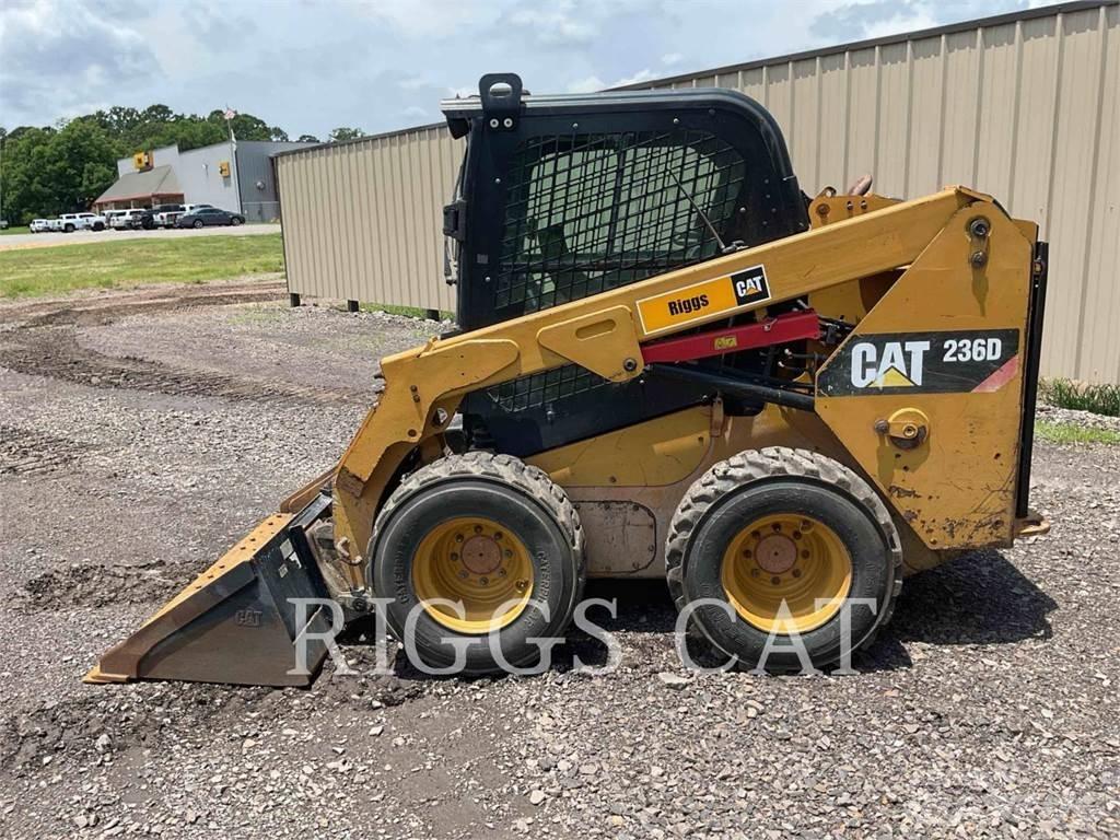 CAT 236D A 滑移轉向裝載機