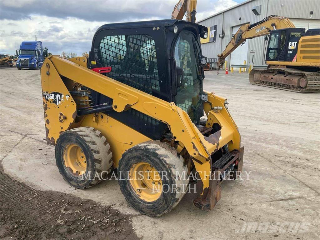 CAT 236D A2Q 滑移轉向裝載機