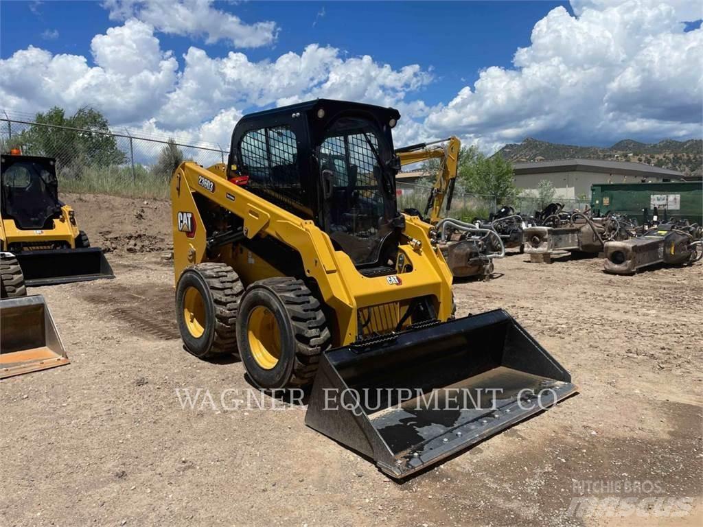CAT 236D3 滑移轉向裝載機