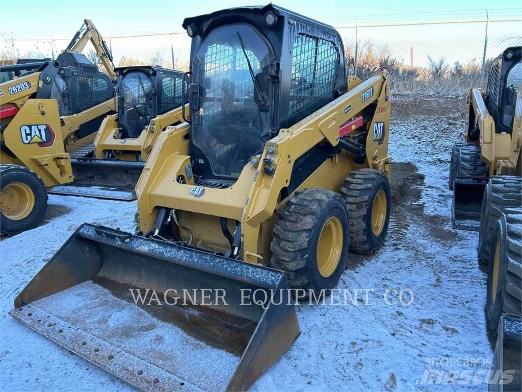 CAT 236D3 滑移轉向裝載機