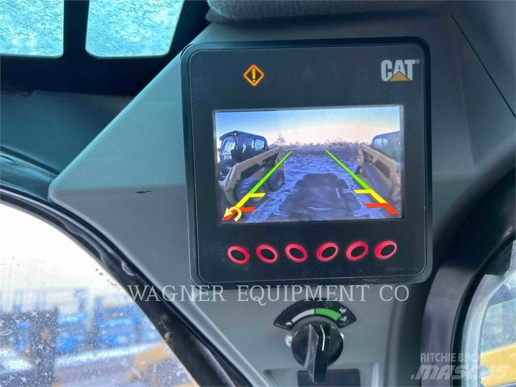CAT 236D3 滑移轉向裝載機