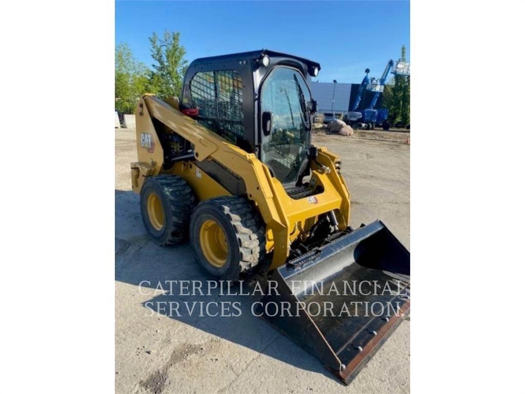 CAT 236D3 滑移轉向裝載機