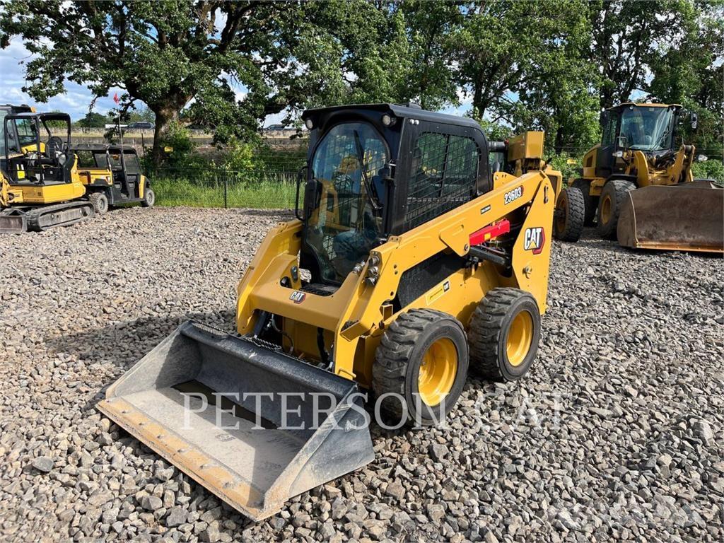 CAT 236D3 滑移轉向裝載機