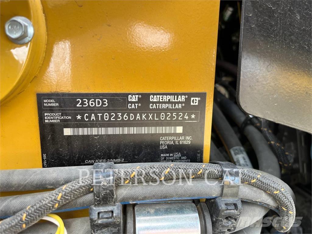 CAT 236D3 滑移轉向裝載機
