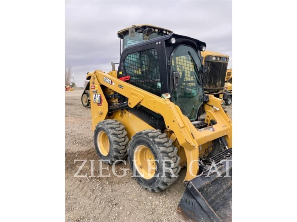 CAT 236D3 滑移轉向裝載機