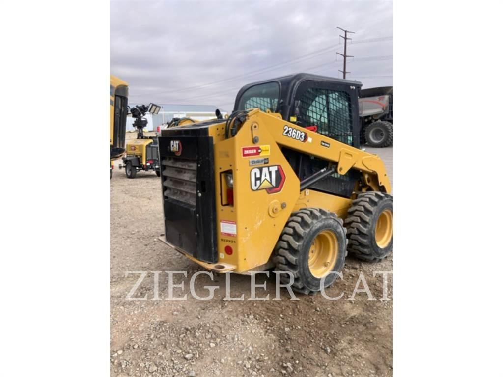 CAT 236D3 滑移轉向裝載機