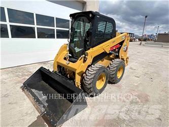 CAT 236D3 C3H2 滑移轉向裝載機