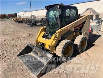 CAT 236D3 C3H2 滑移轉向裝載機