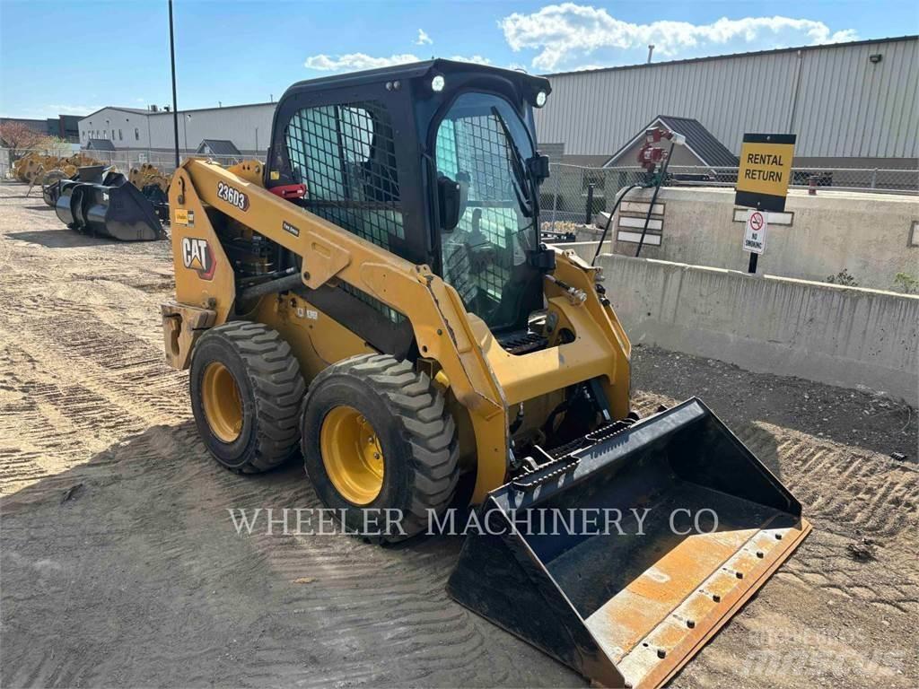 CAT 236D3 C3H2 滑移轉向裝載機