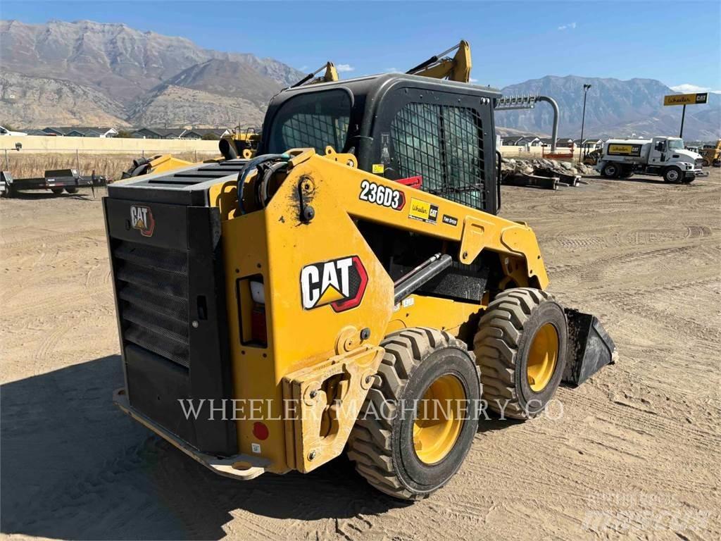 CAT 236D3 C3H2 滑移轉向裝載機