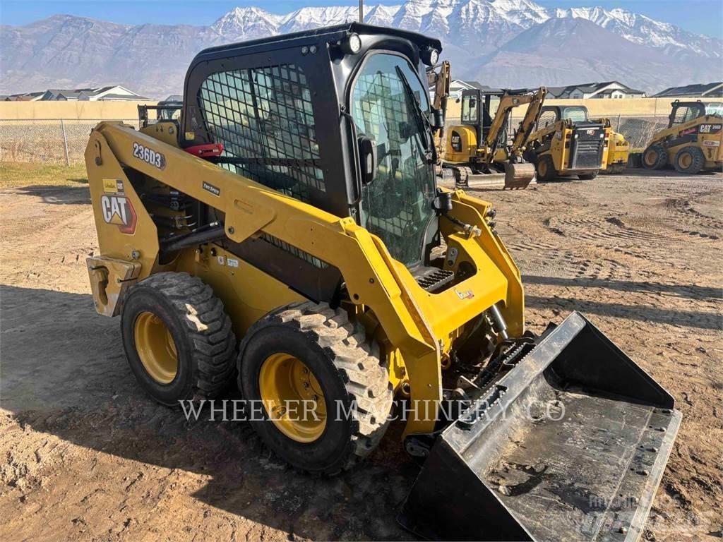 CAT 236D3 C3H2 滑移轉向裝載機
