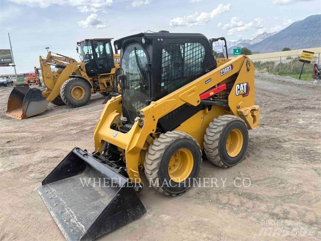 CAT 236D3 C3H2 滑移轉向裝載機