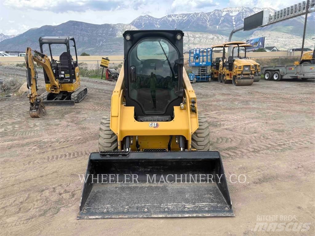 CAT 236D3 C3H2 滑移轉向裝載機