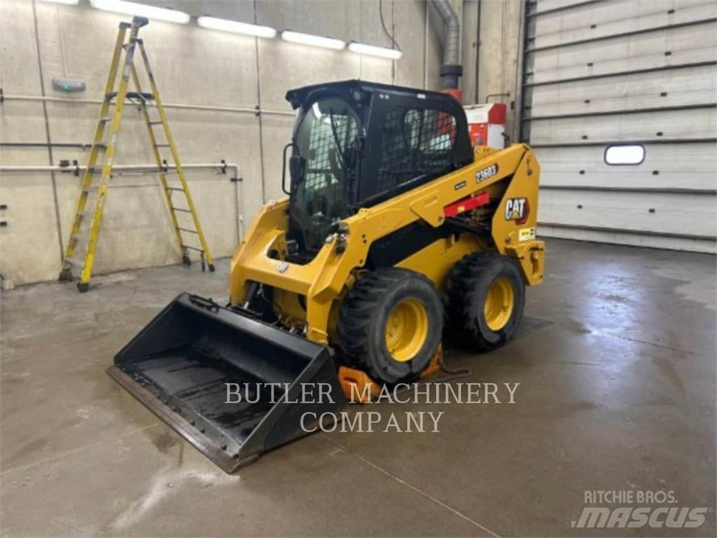 CAT 236D3 C3H2 滑移轉向裝載機