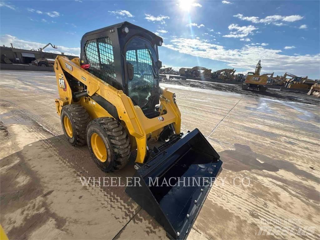 CAT 236D3 C3H2 滑移轉向裝載機