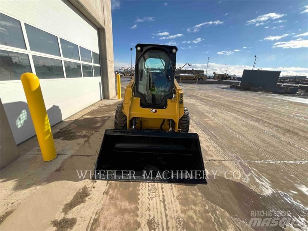 CAT 236D3 C3H2 滑移轉向裝載機
