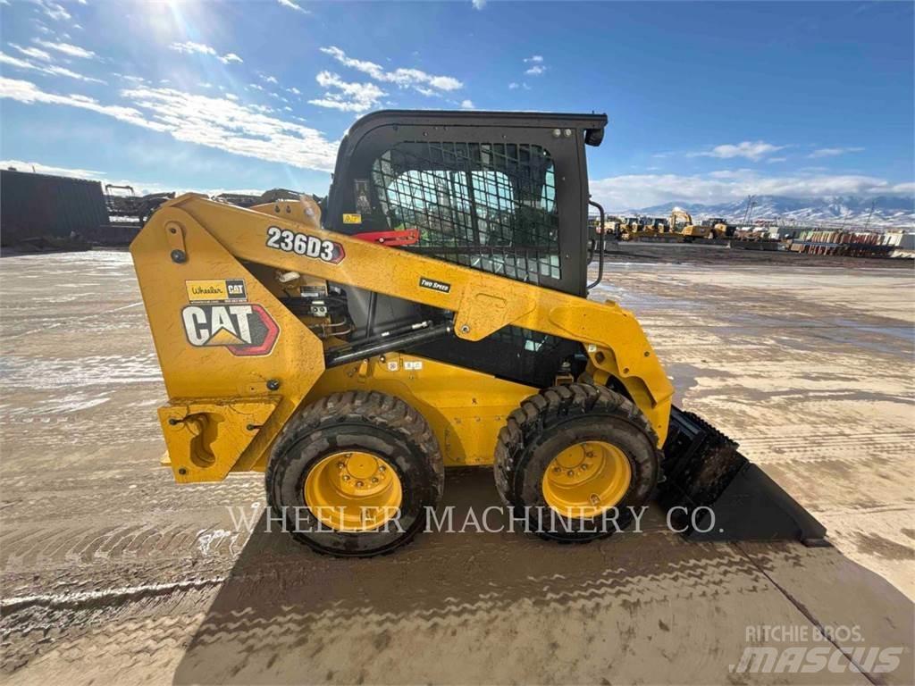 CAT 236D3 C3H2 滑移轉向裝載機