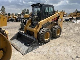 CAT 236D3 H2CB 滑移轉向裝載機