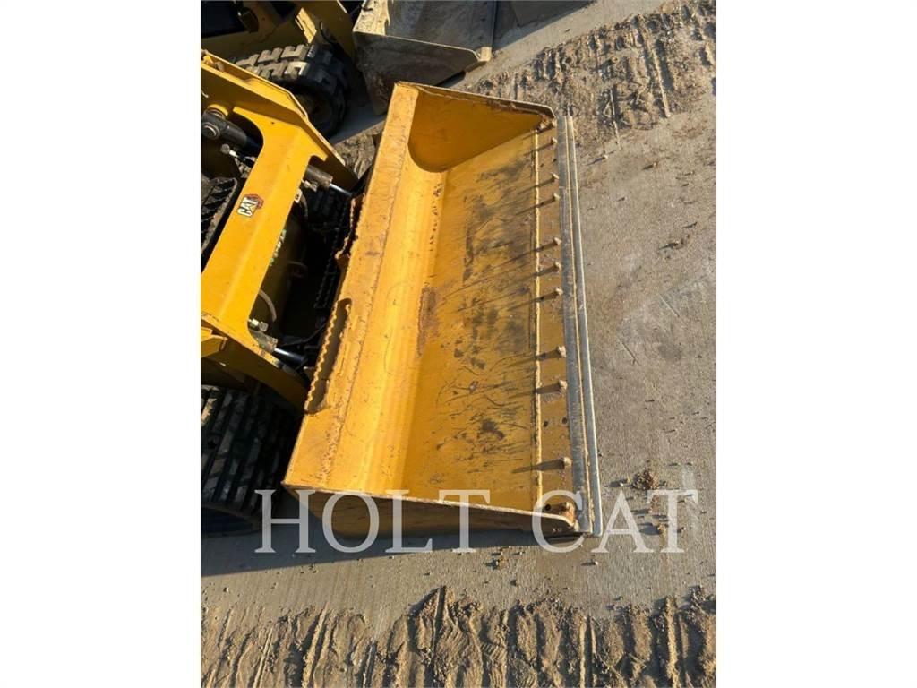 CAT 239D 滑移轉向裝載機