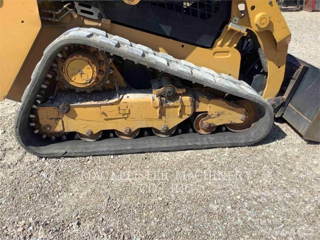 CAT 239D 推土機