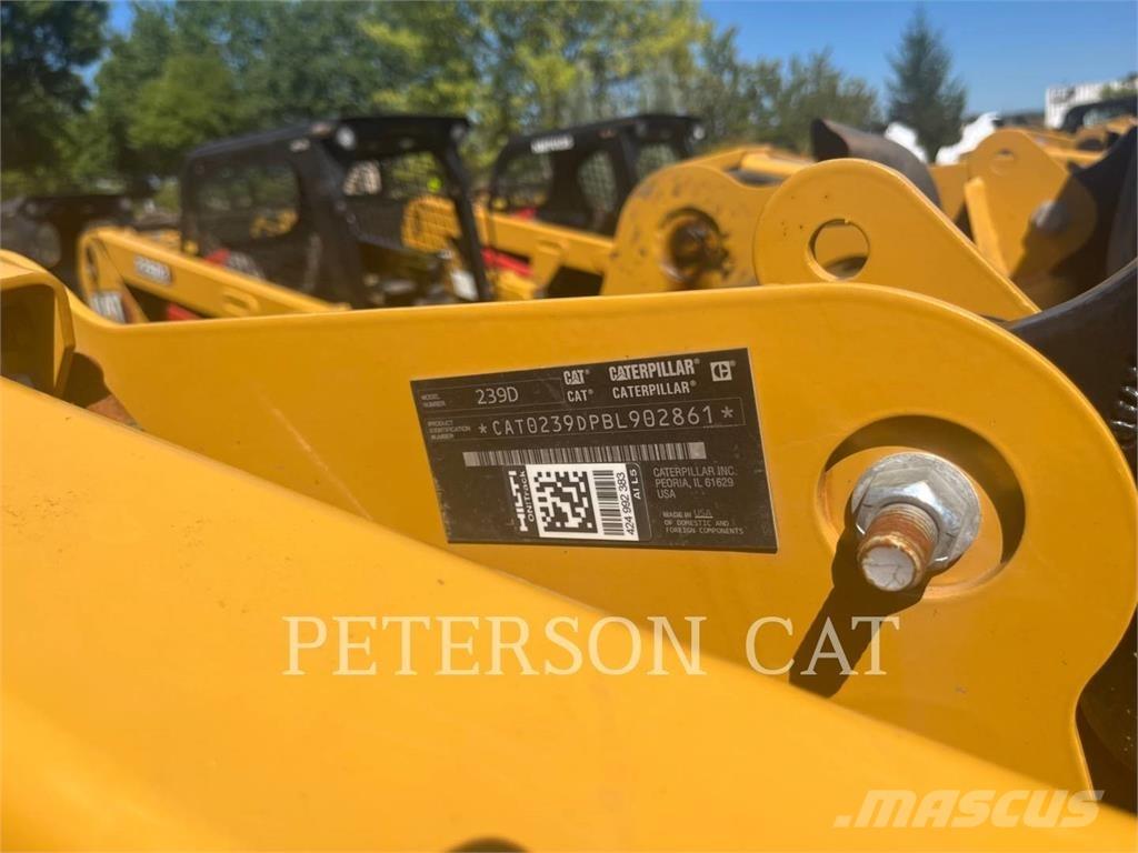 CAT 239D 推土機