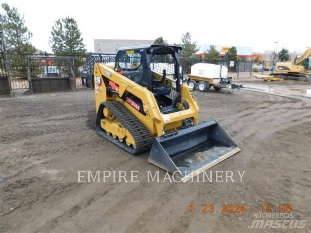 CAT 239D3 滑移轉向裝載機