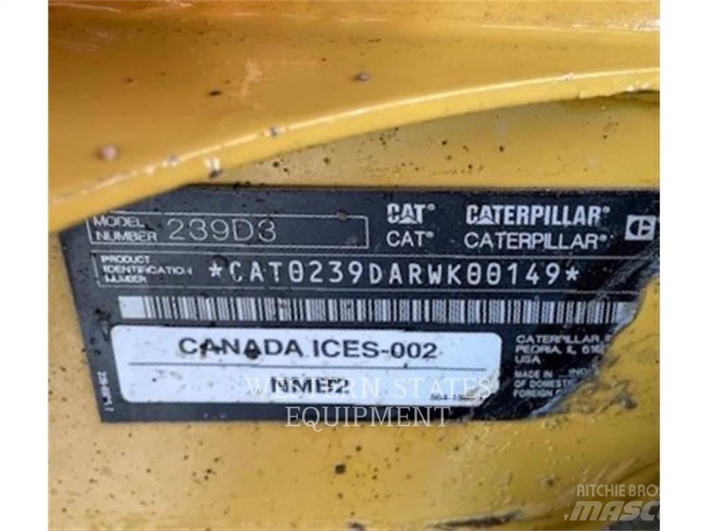 CAT 239D3 滑移轉向裝載機