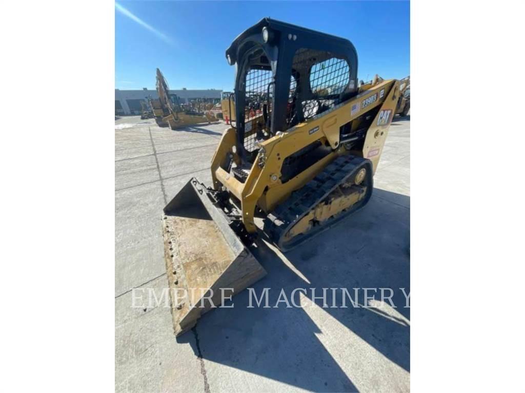 CAT 239D3 滑移轉向裝載機