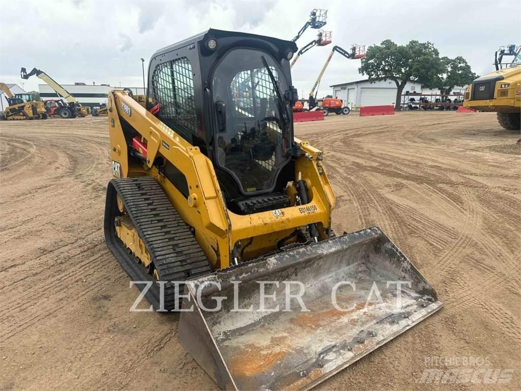 CAT 239D3 推土機
