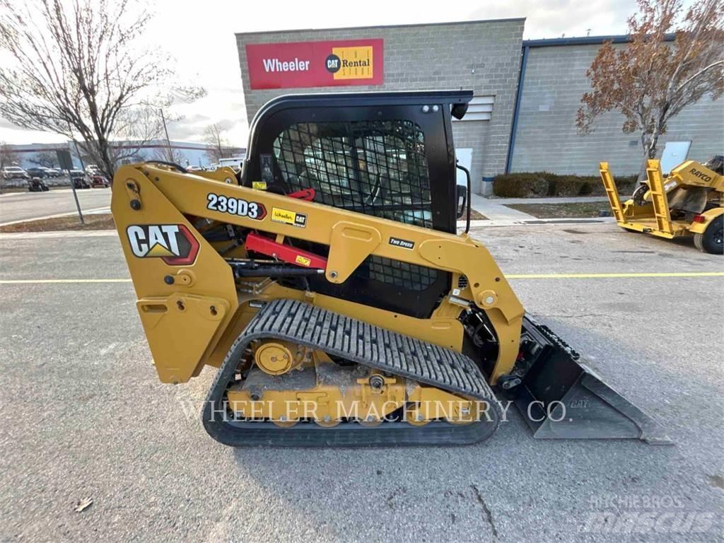 CAT 239D3 C1H2 推土機