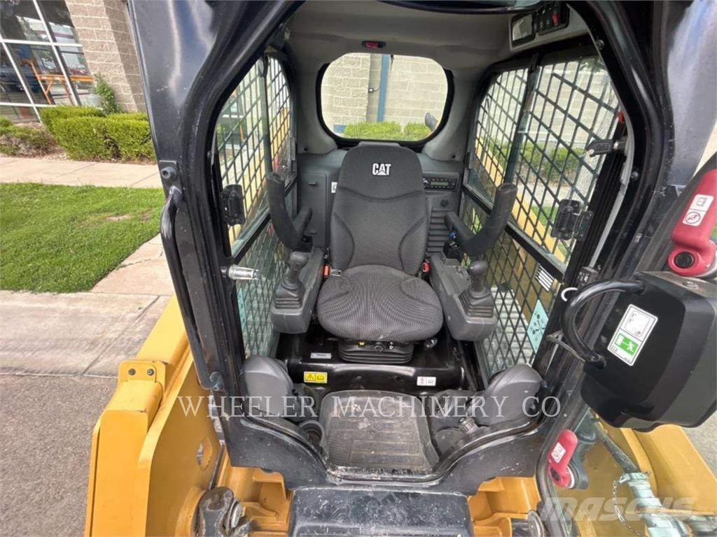 CAT 239D3 C3H2 推土機