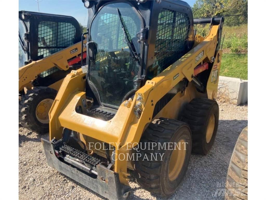 CAT 242D3STD2C 滑移轉向裝載機