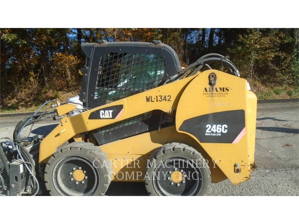 CAT 246C 滑移轉向裝載機