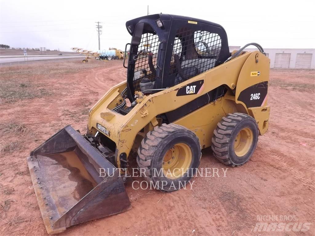 CAT 246C 滑移轉向裝載機