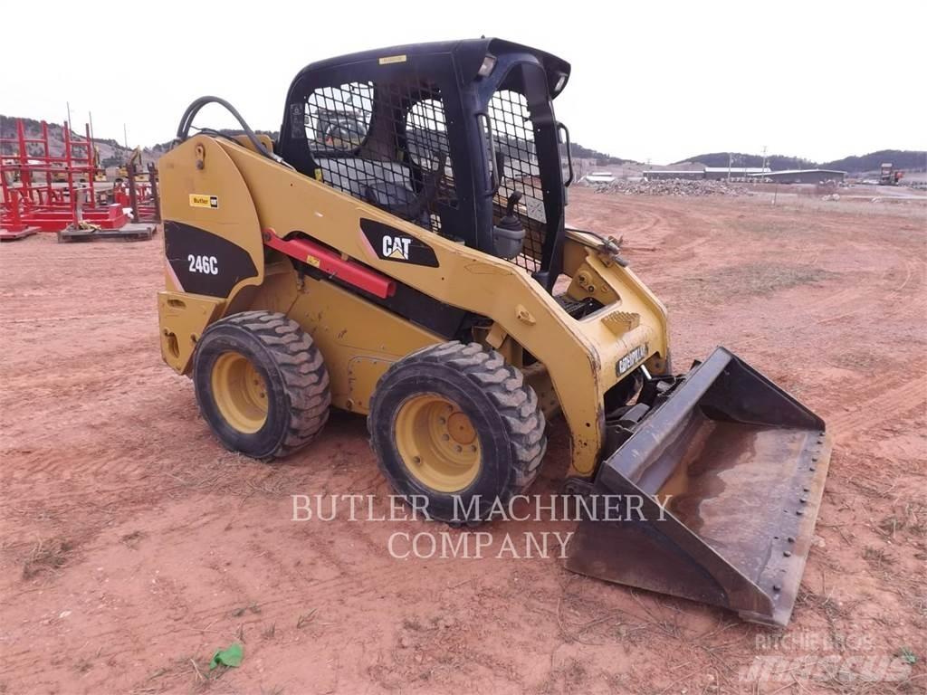 CAT 246C 滑移轉向裝載機