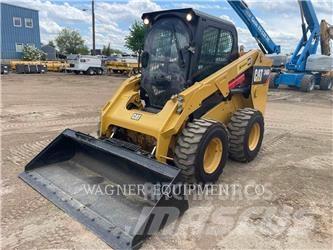 CAT 246D 滑移轉向裝載機