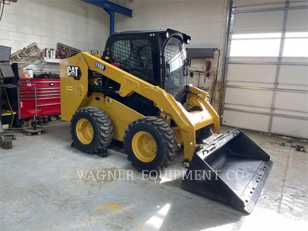 CAT 246D 滑移轉向裝載機
