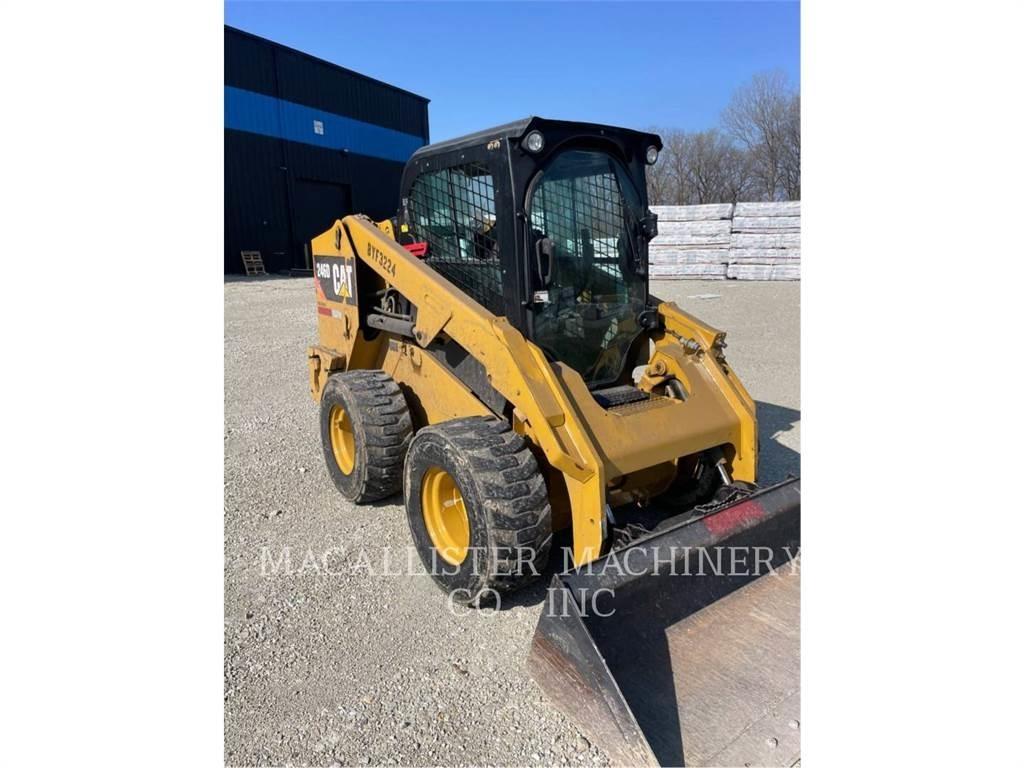 CAT 246D 滑移轉向裝載機