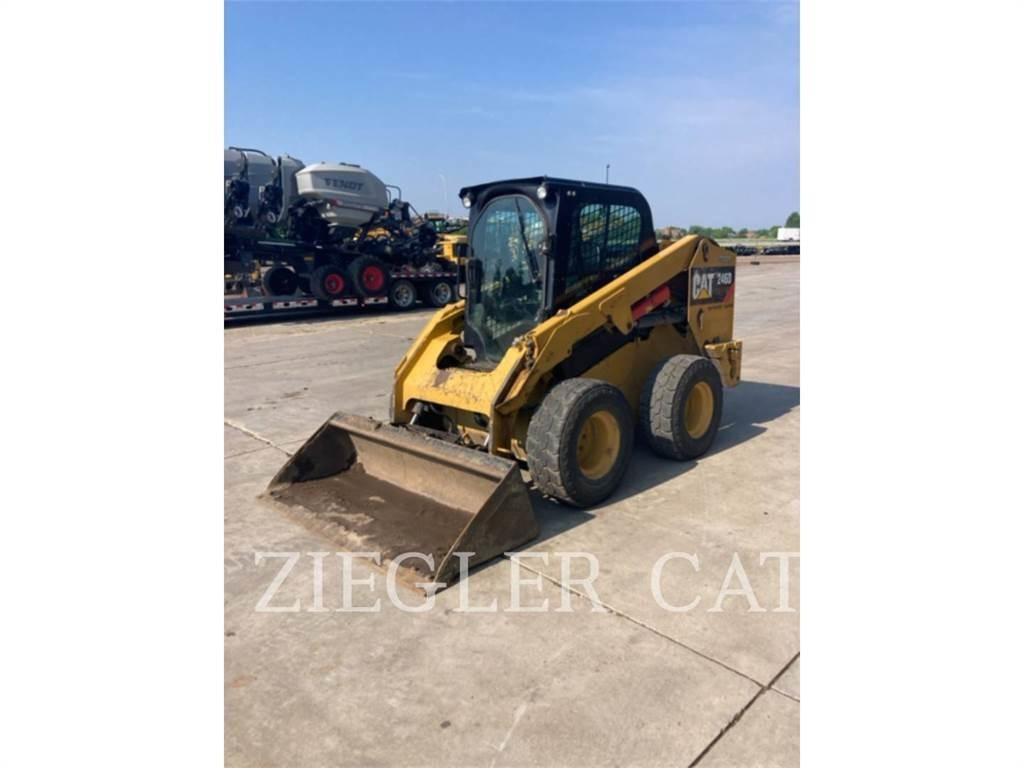 CAT 246D 滑移轉向裝載機