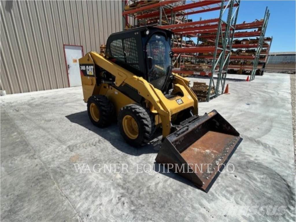 CAT 246D 滑移轉向裝載機
