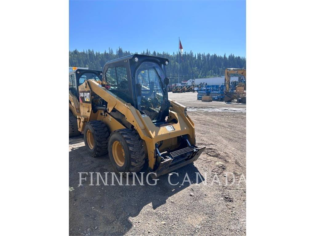CAT 246D 滑移轉向裝載機