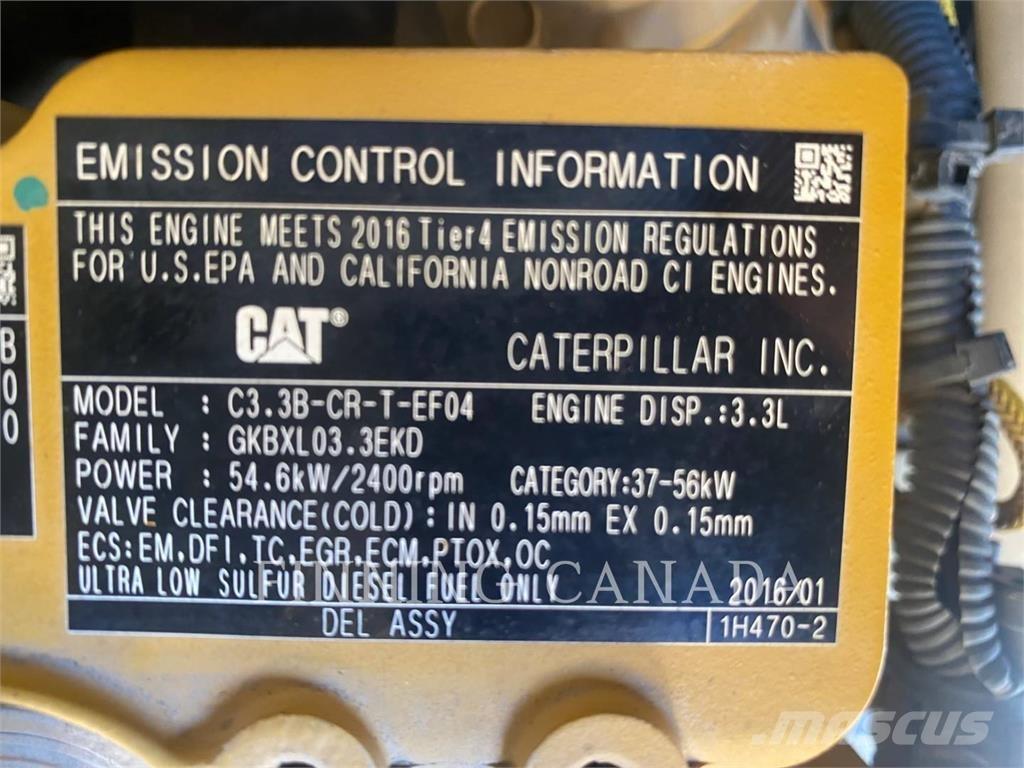 CAT 246D 滑移轉向裝載機