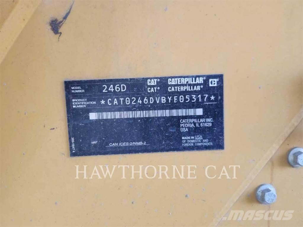 CAT 246D CBHF 滑移轉向裝載機