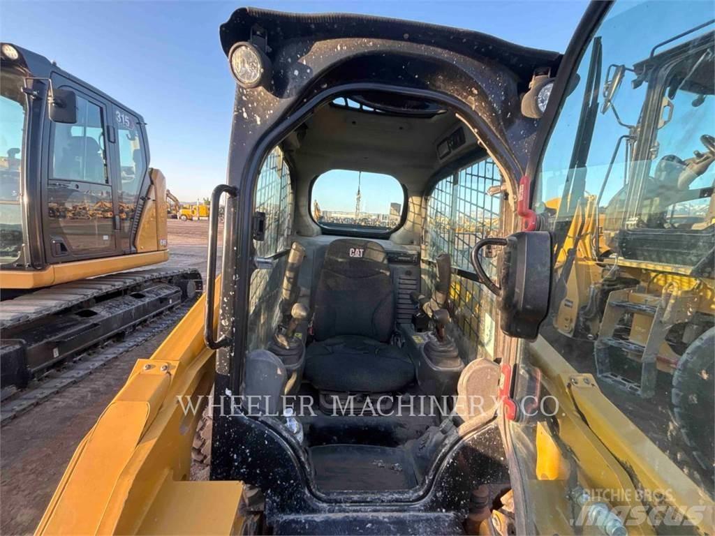 CAT 246D2 C3H4 滑移轉向裝載機