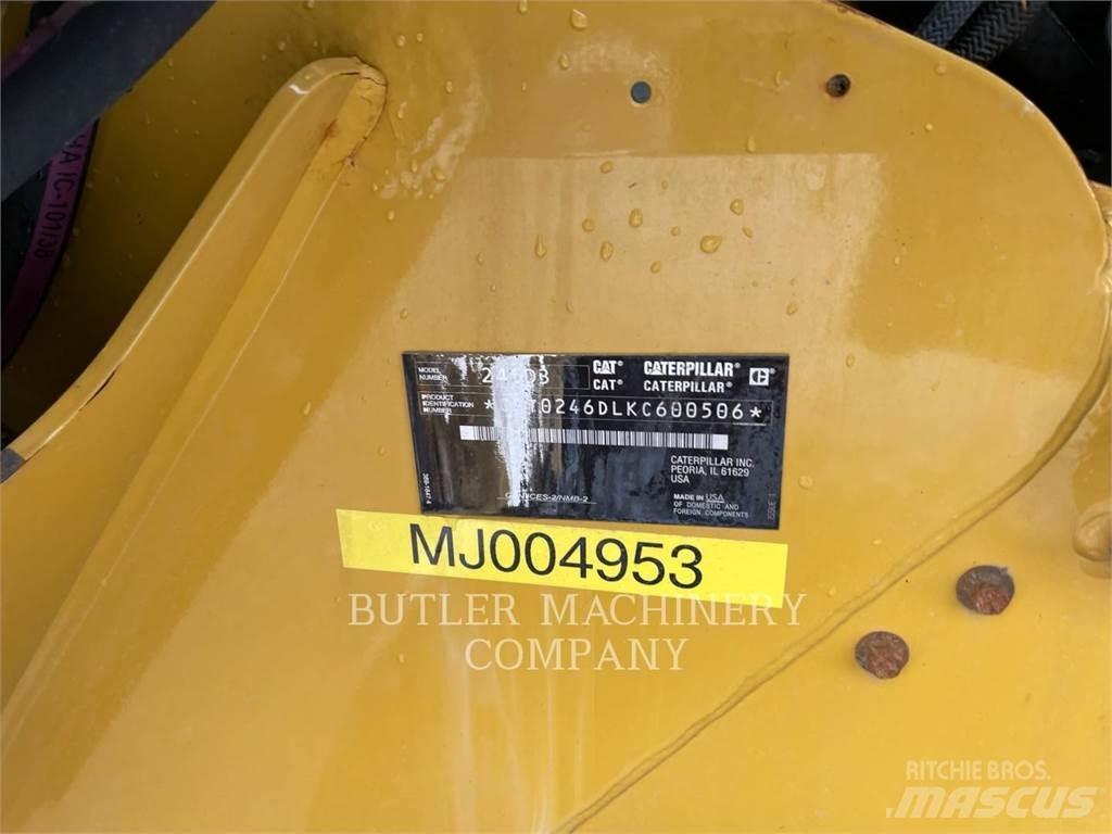 CAT 246D3 滑移轉向裝載機