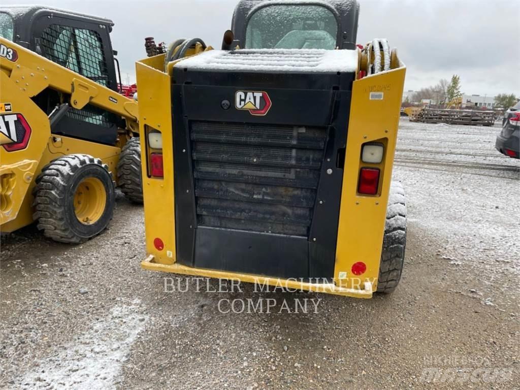 CAT 246D3 滑移轉向裝載機