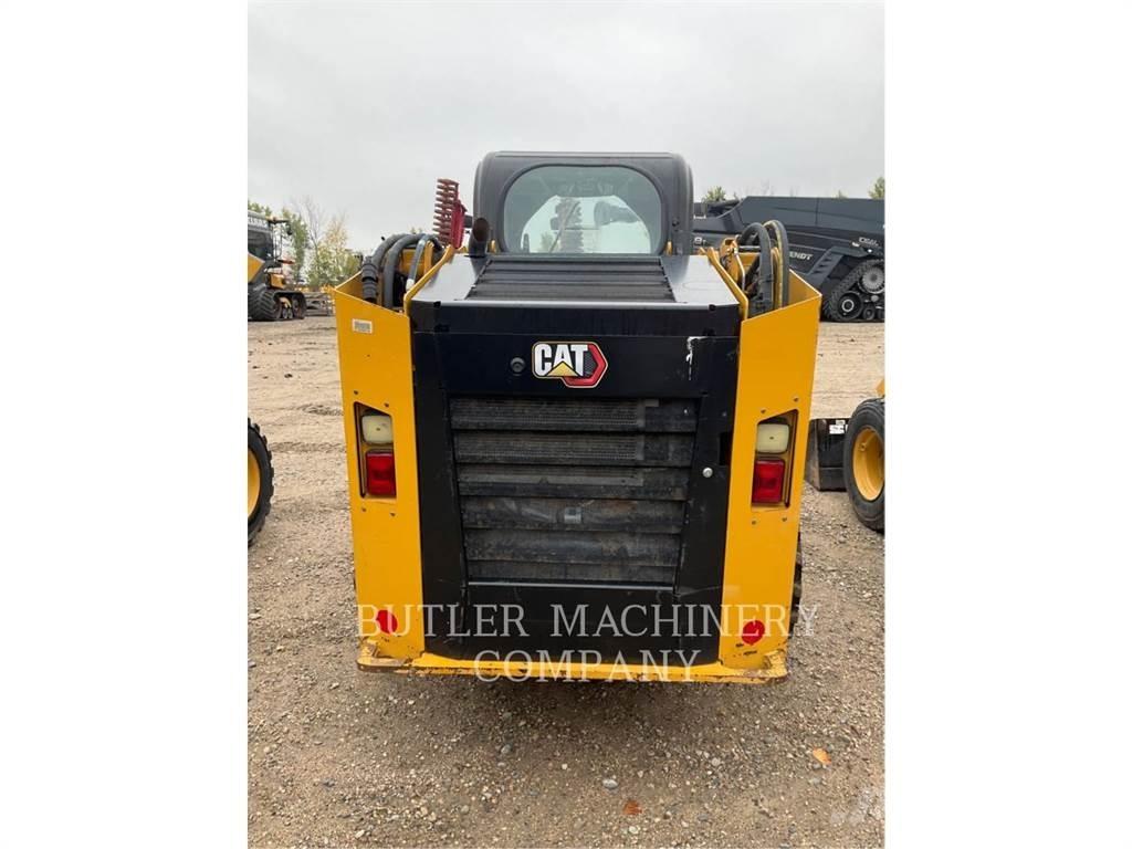 CAT 246D3 滑移轉向裝載機