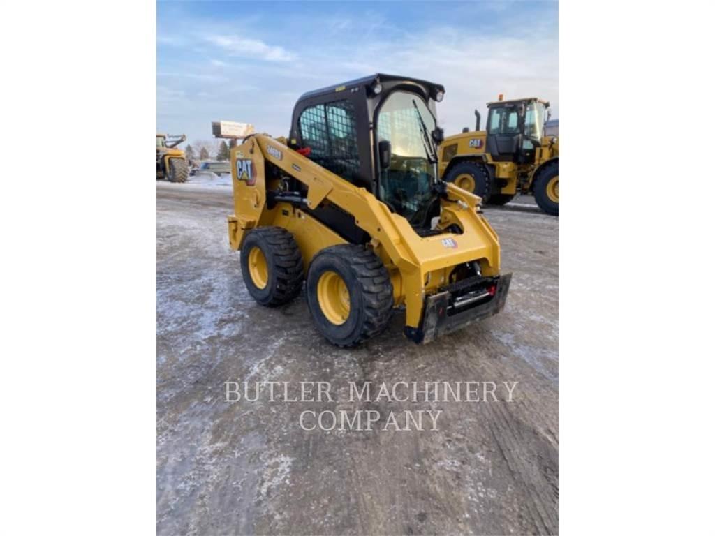 CAT 246D3 滑移轉向裝載機