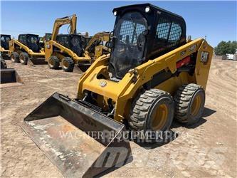 CAT 246D3 滑移轉向裝載機