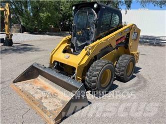 CAT 246D3 滑移轉向裝載機